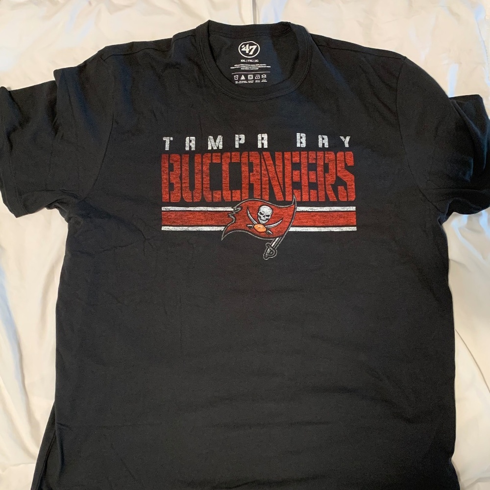 Tampa Bay Buccaneers 47 t-shirt mens 2XL